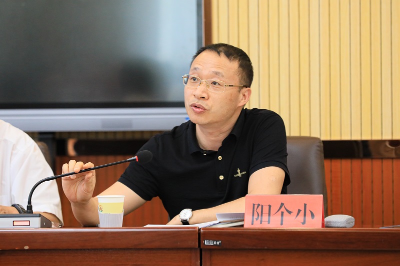 新發(fā)展集團(tuán)副總經(jīng)理陽個?。?）.jpg